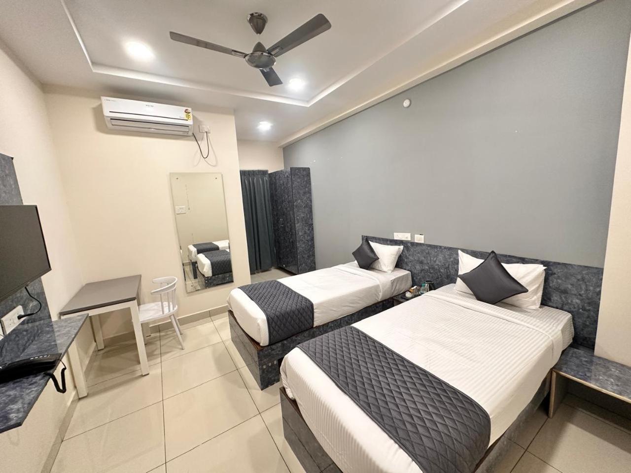 Hotel Aerotel,Hyderabad Shamshabad Dış mekan fotoğraf