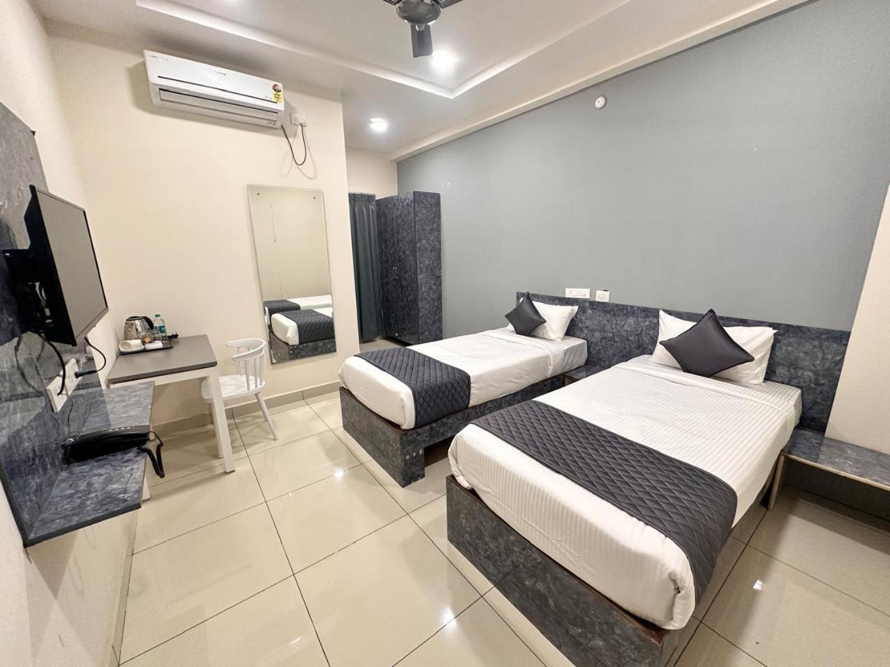 Hotel Aerotel,Hyderabad Shamshabad Dış mekan fotoğraf